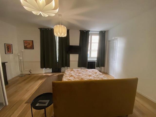 Hotel Chez Victor H Amiens Esterno foto