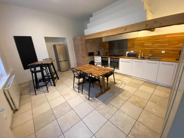 Hotel Chez Victor H Amiens Esterno foto